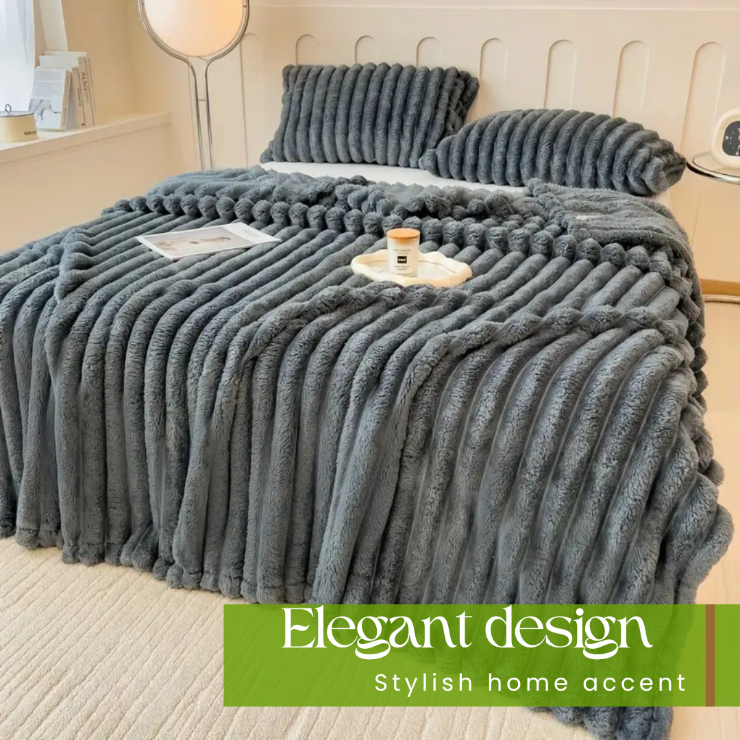 Cuddly Wonder Deluxe – Extra-Large Premium Fleece Blanket